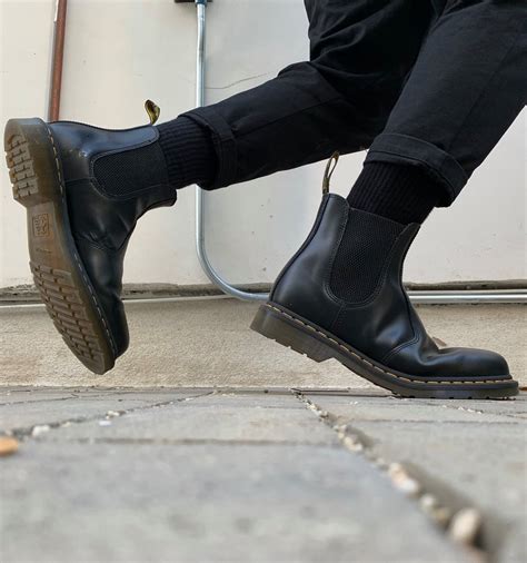 doc marten chelsea boot dupe.